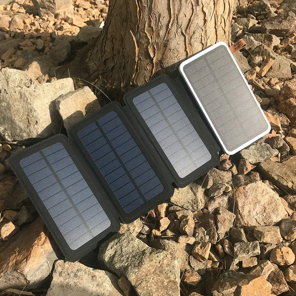 4-Fold Solar Dual-USB Charger 10,000mAH and LED Light Stealth Angel Survival