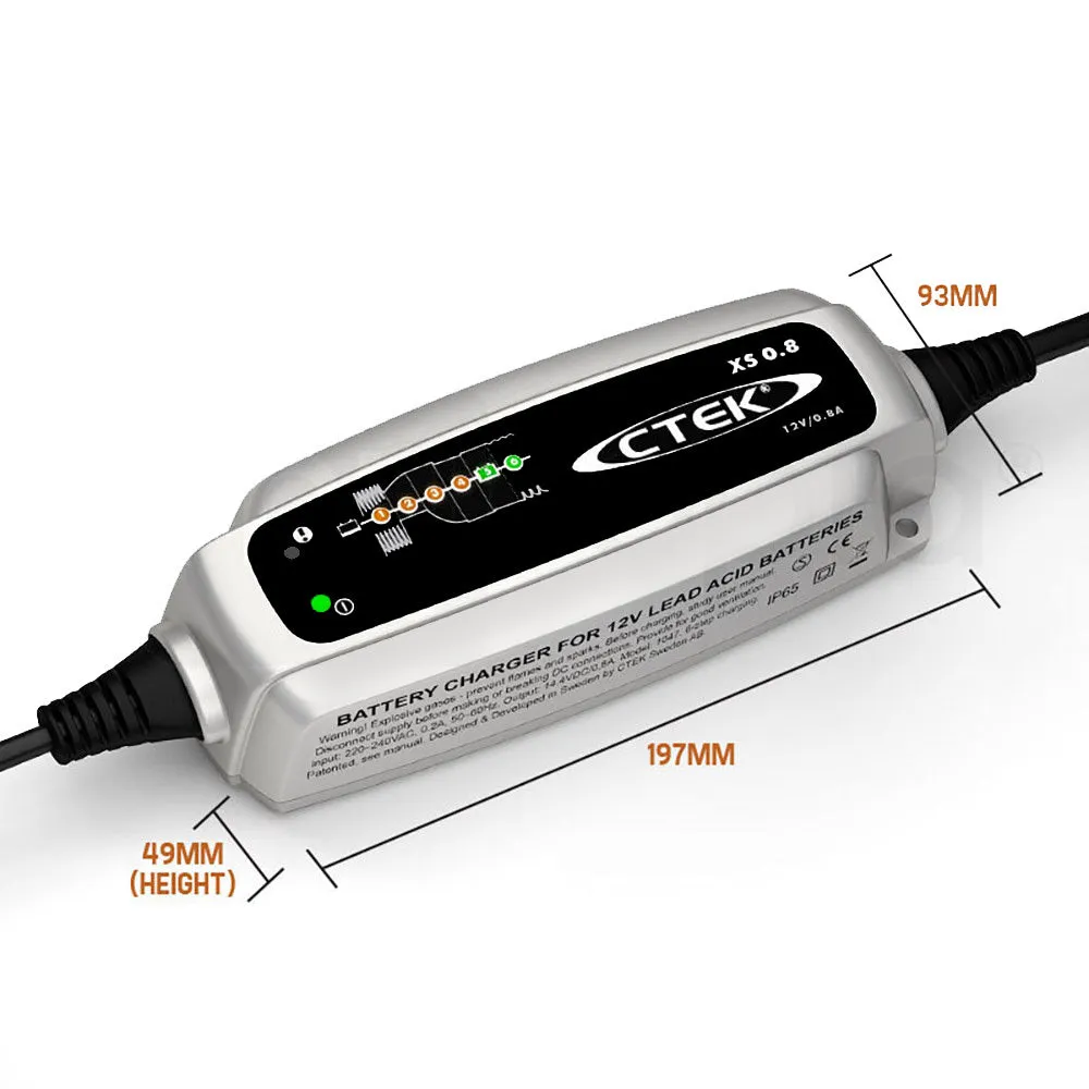 Compact 6-Step 12V Battery Charger, Dustproof – CTEK XS0.8