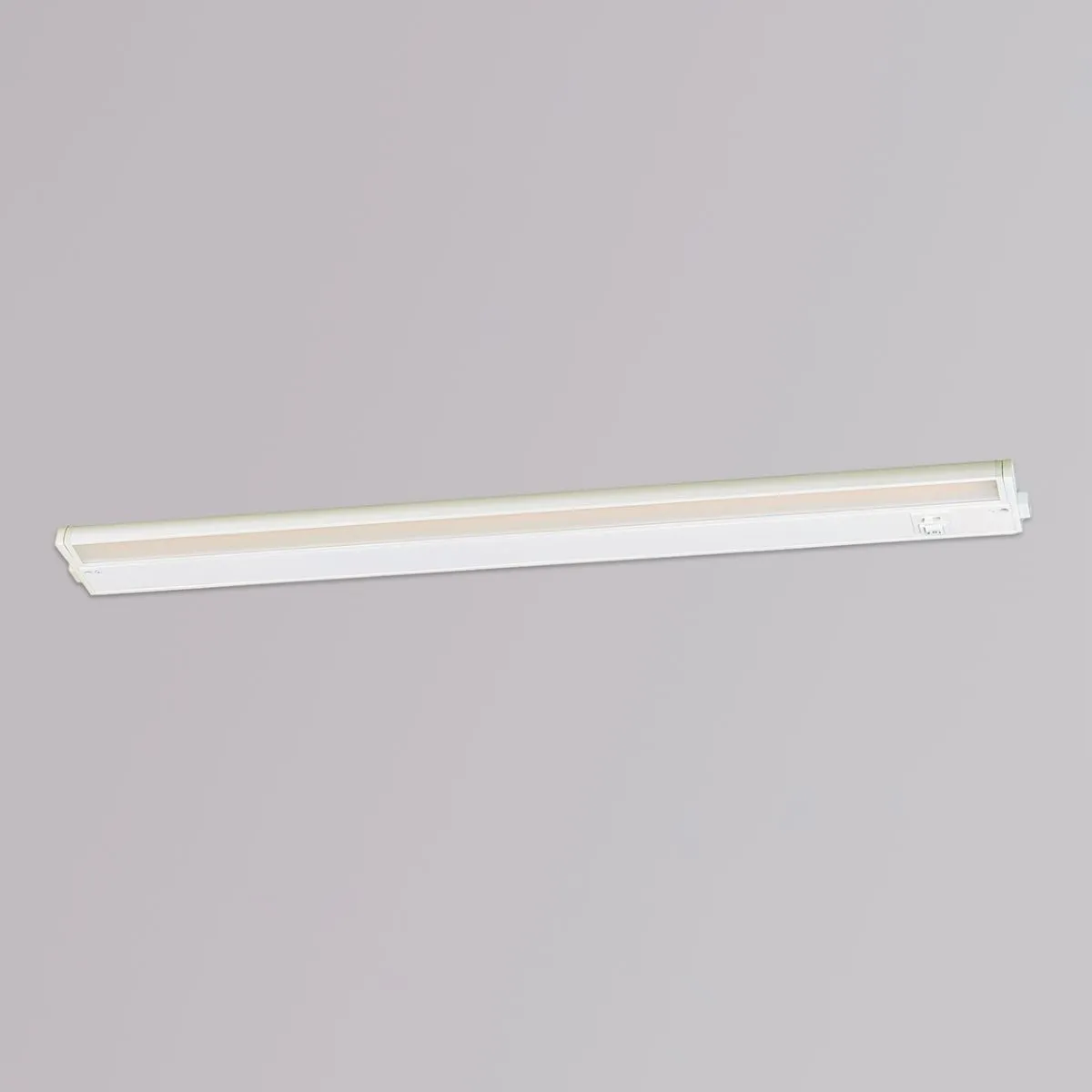 CounterMax 5K 30 Inch LED Under Cabinet Light, 2700K to 5000K, 1800 Lumens, 120V, White