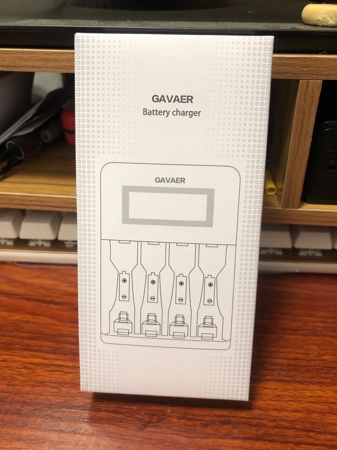 GAVAER Battery Charger, USB AA AAA Battery Charger, 4 Bay Individual Battery Charger