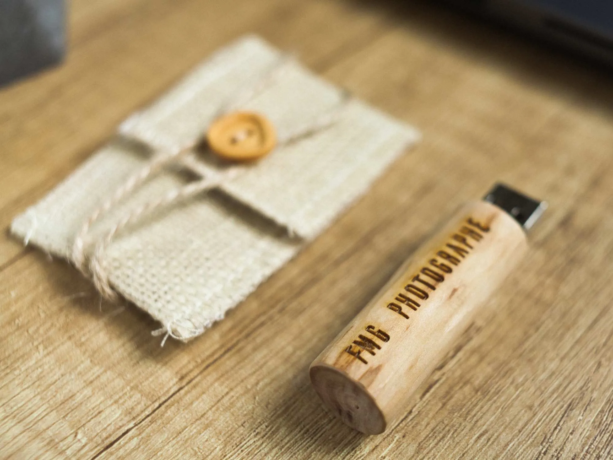 Natural Wooden USB Flash Drive in Eco Style with Linen Wrap