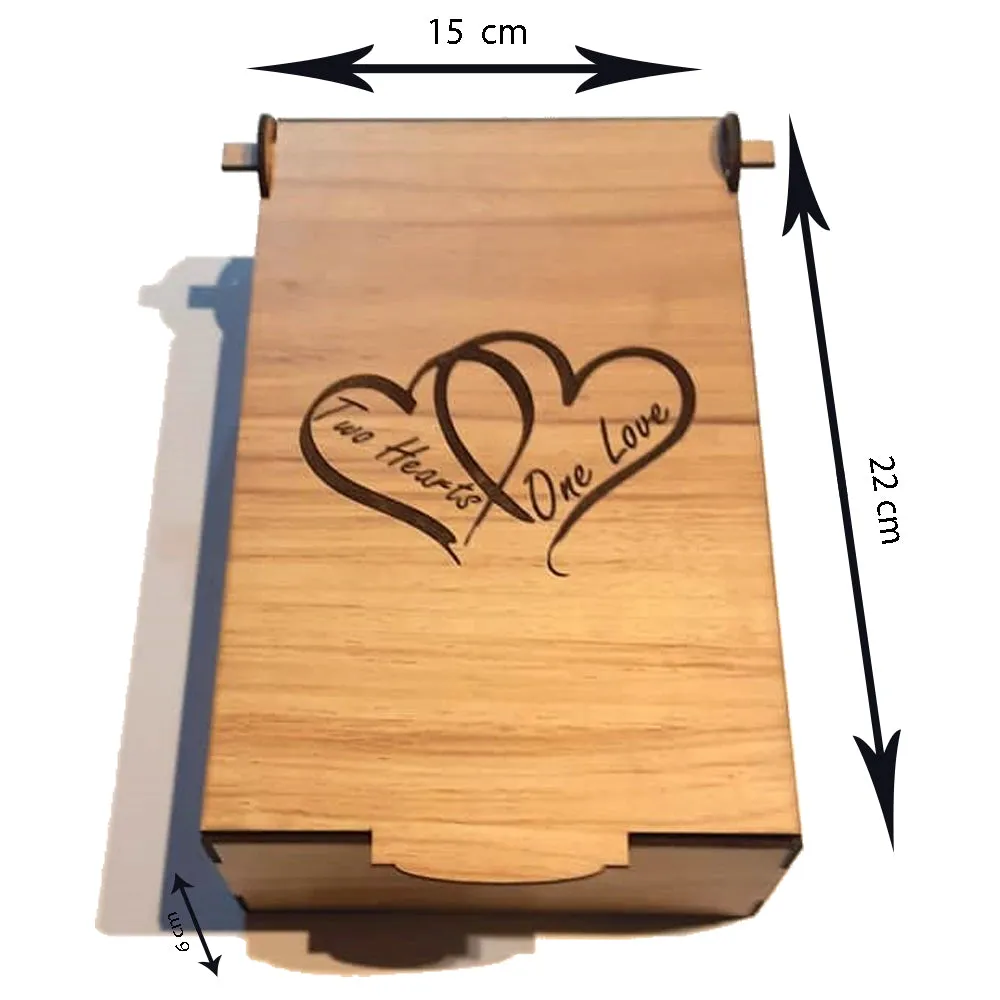 wooden box (hearts) with engraved wooden hearts